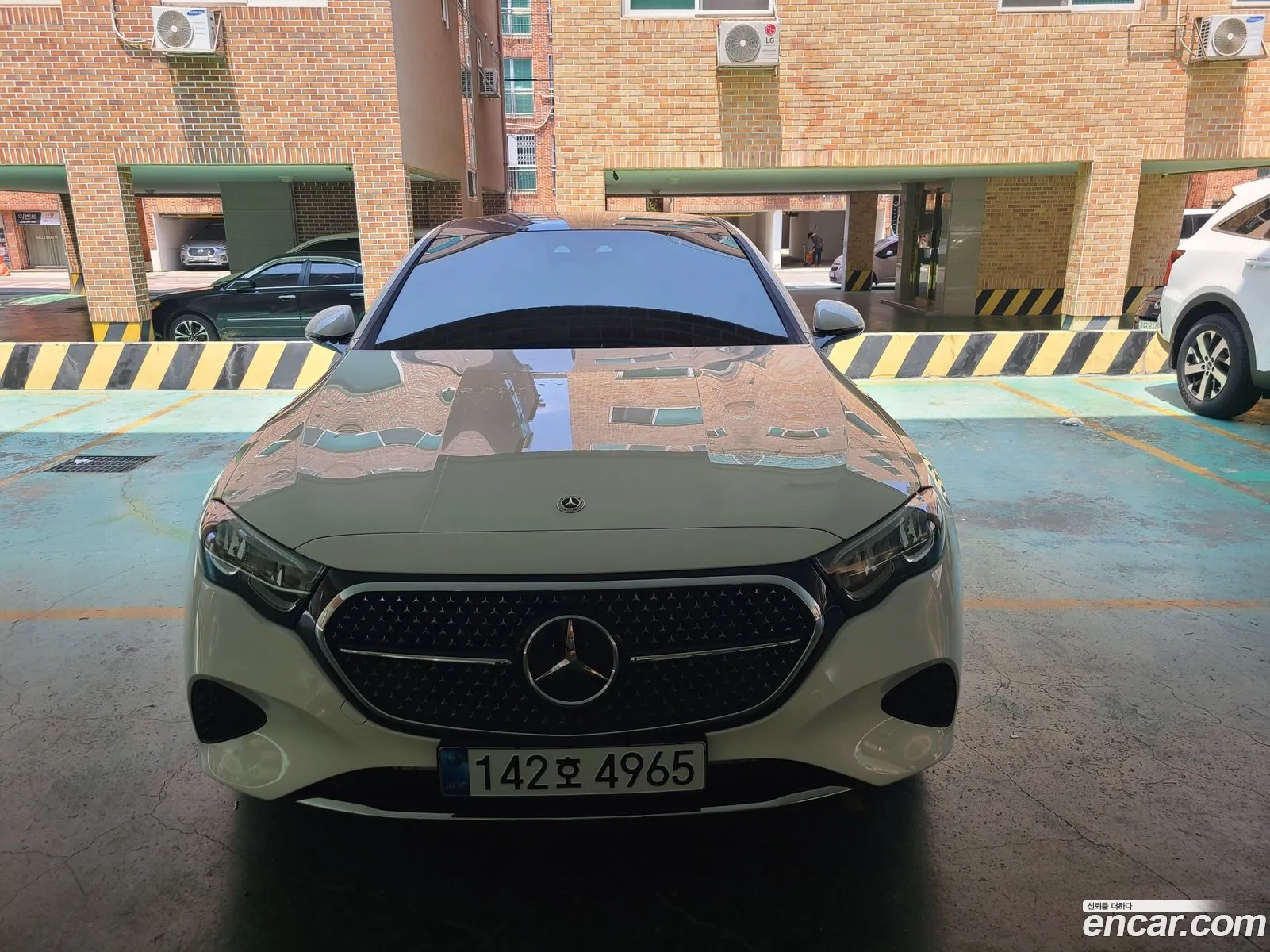 E-Class W214 E200 Avant-Garde - фотография 12067153