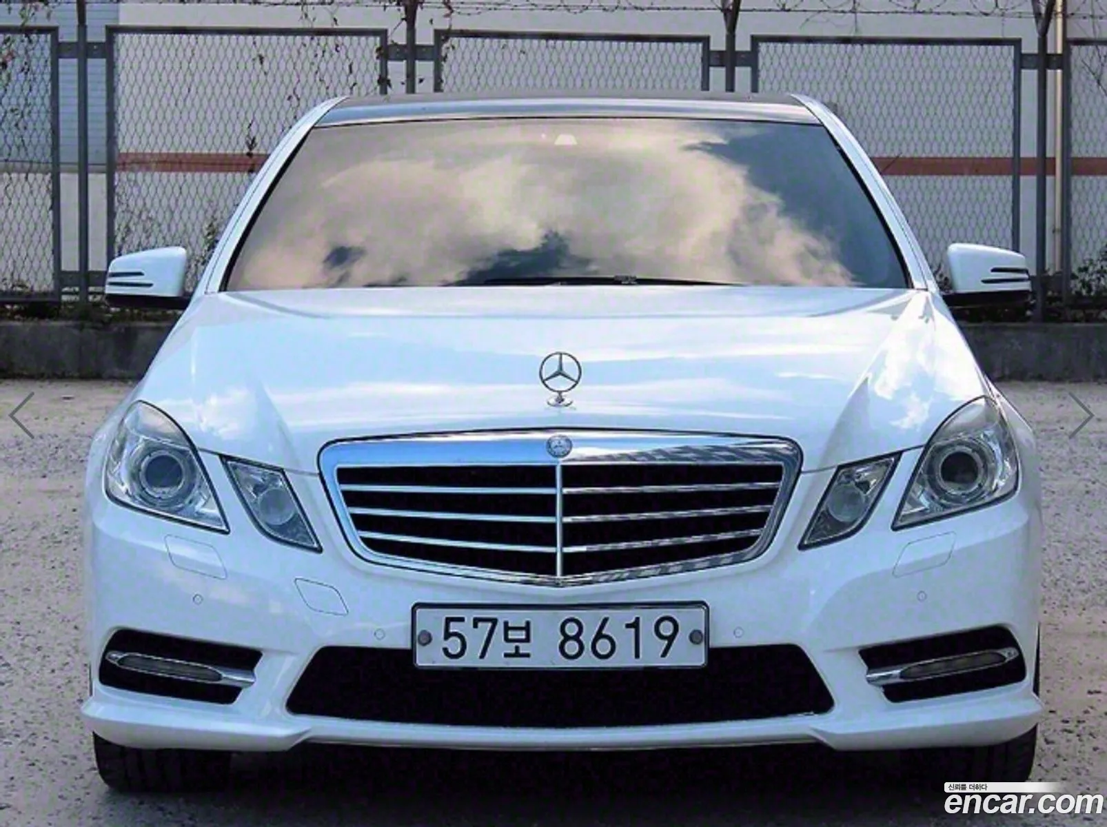 E-Class W211 E350 - фотография 1998622