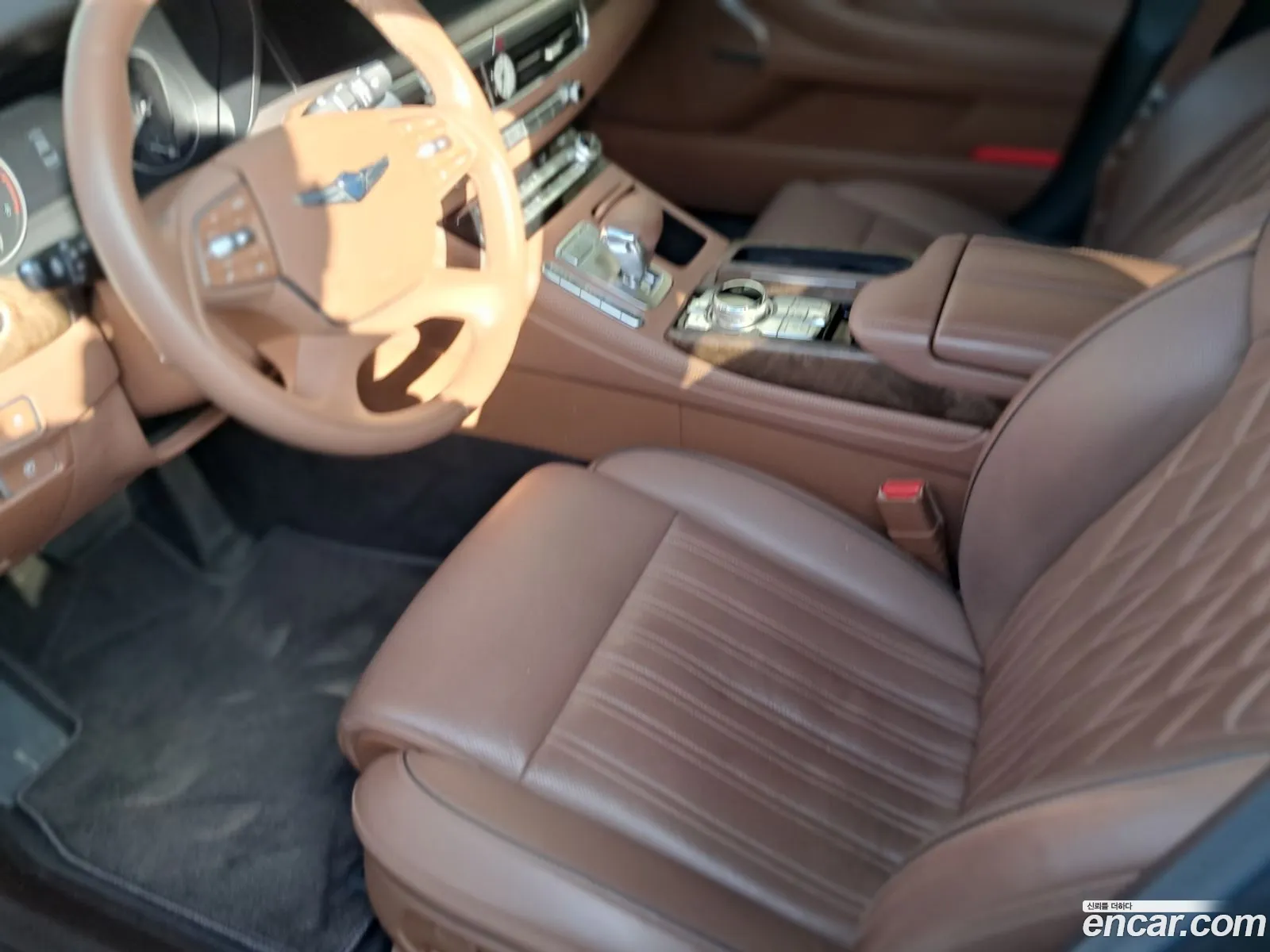G90 33 T Awd Premium Luxury - фотография 12707842