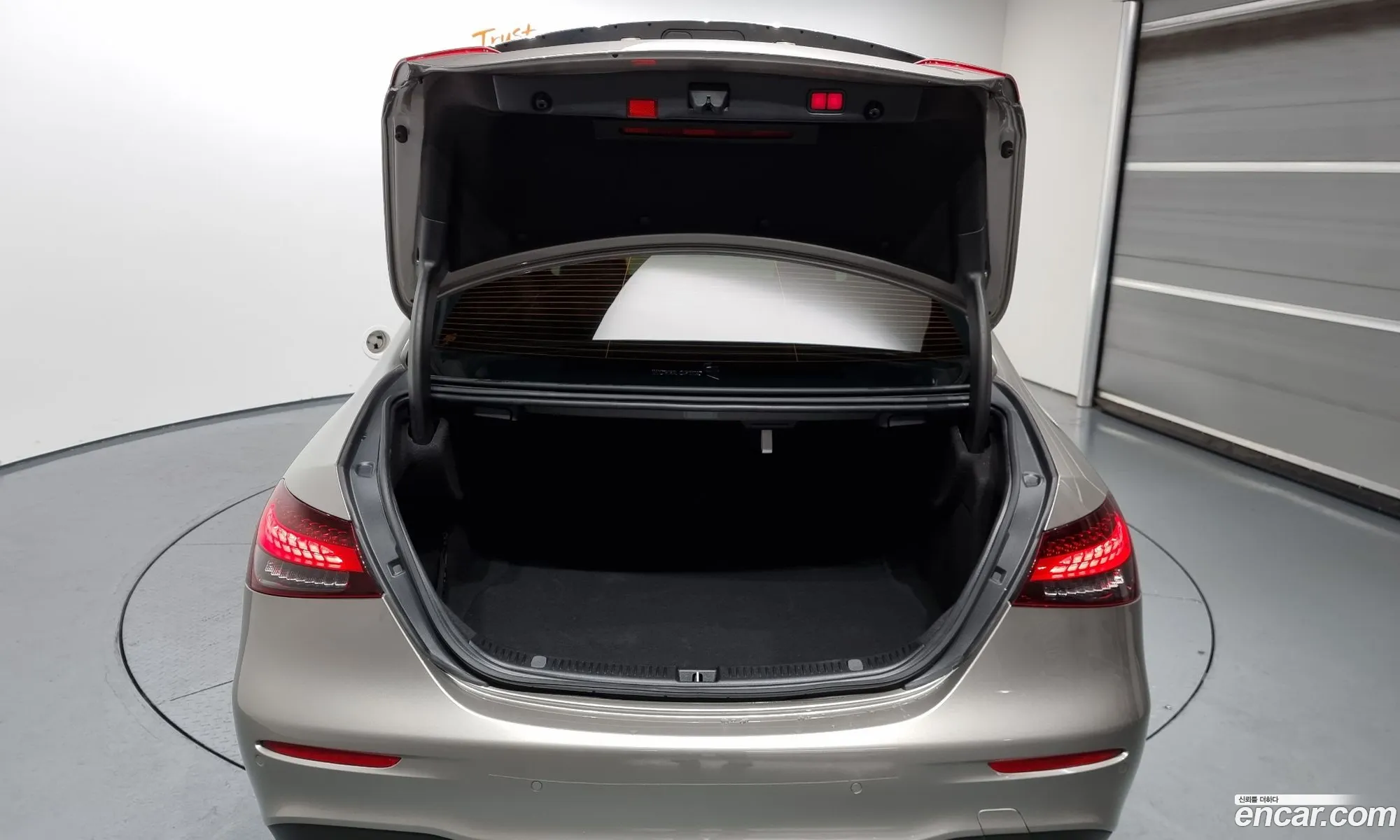 E-Class W213 E220D 4Matic Amg Line - фотография 11931863