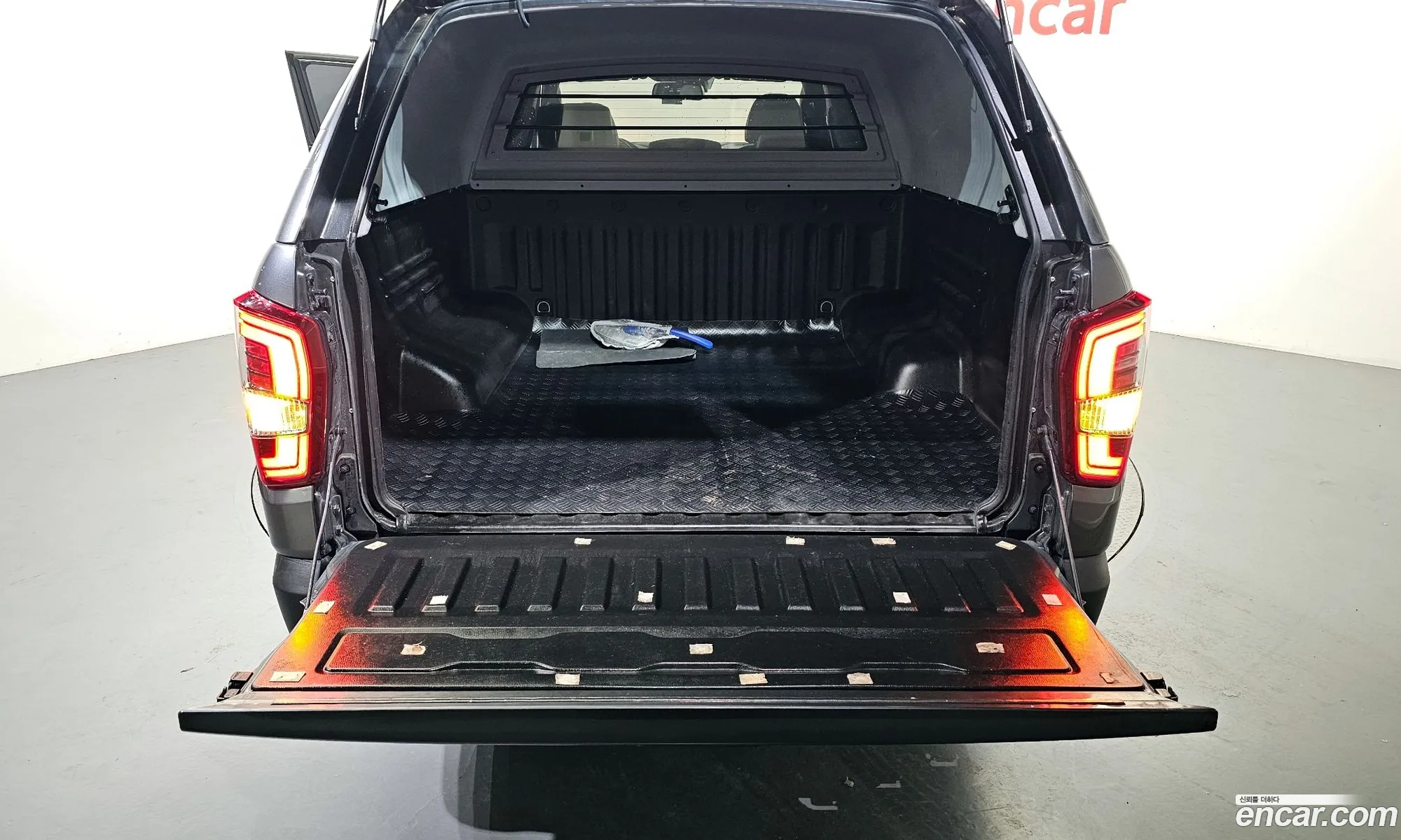 The New Rexton Sports Khan 22 4Wd Prestige - фотография 2326873