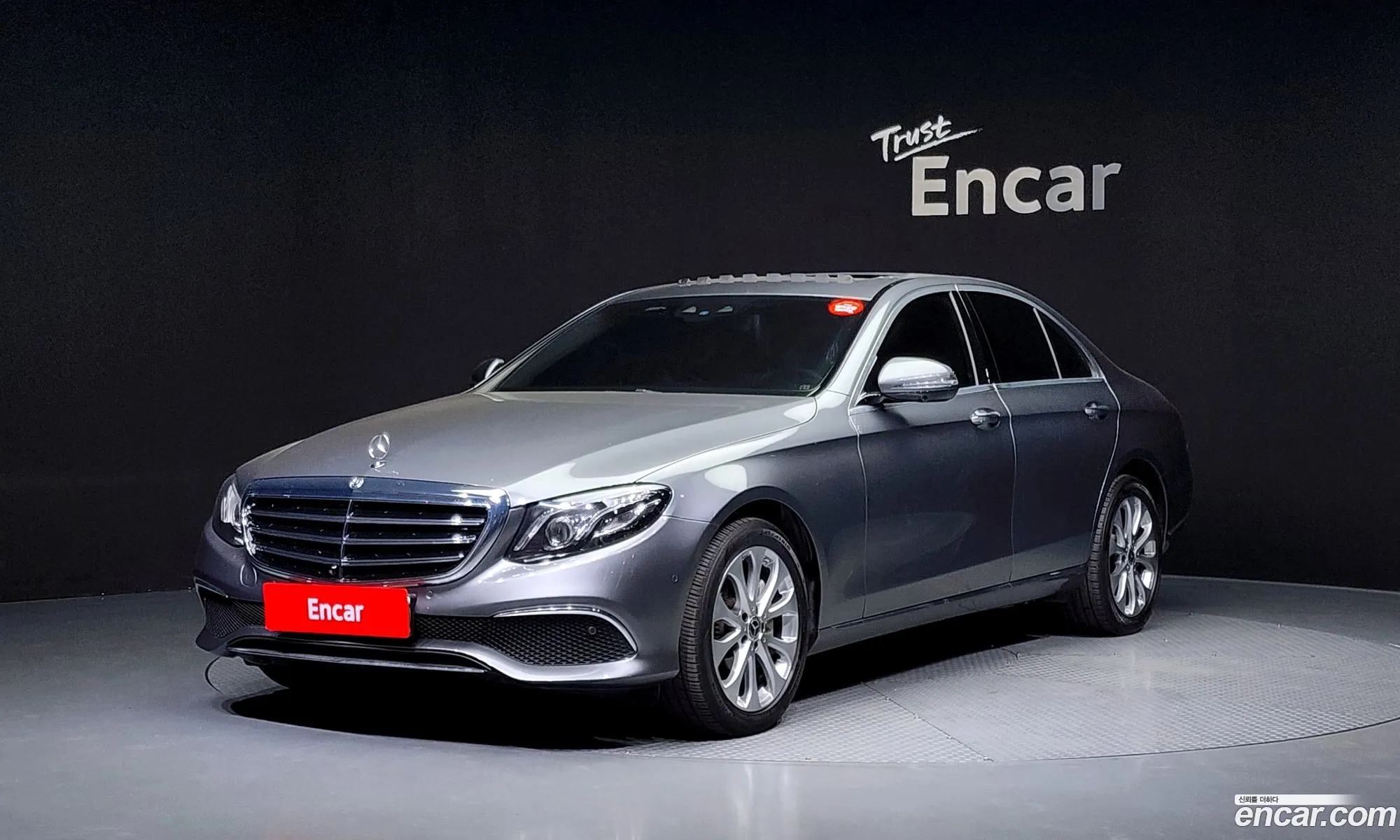 E-Class W213 E300 4Matic Exclusive - фотография 11288661