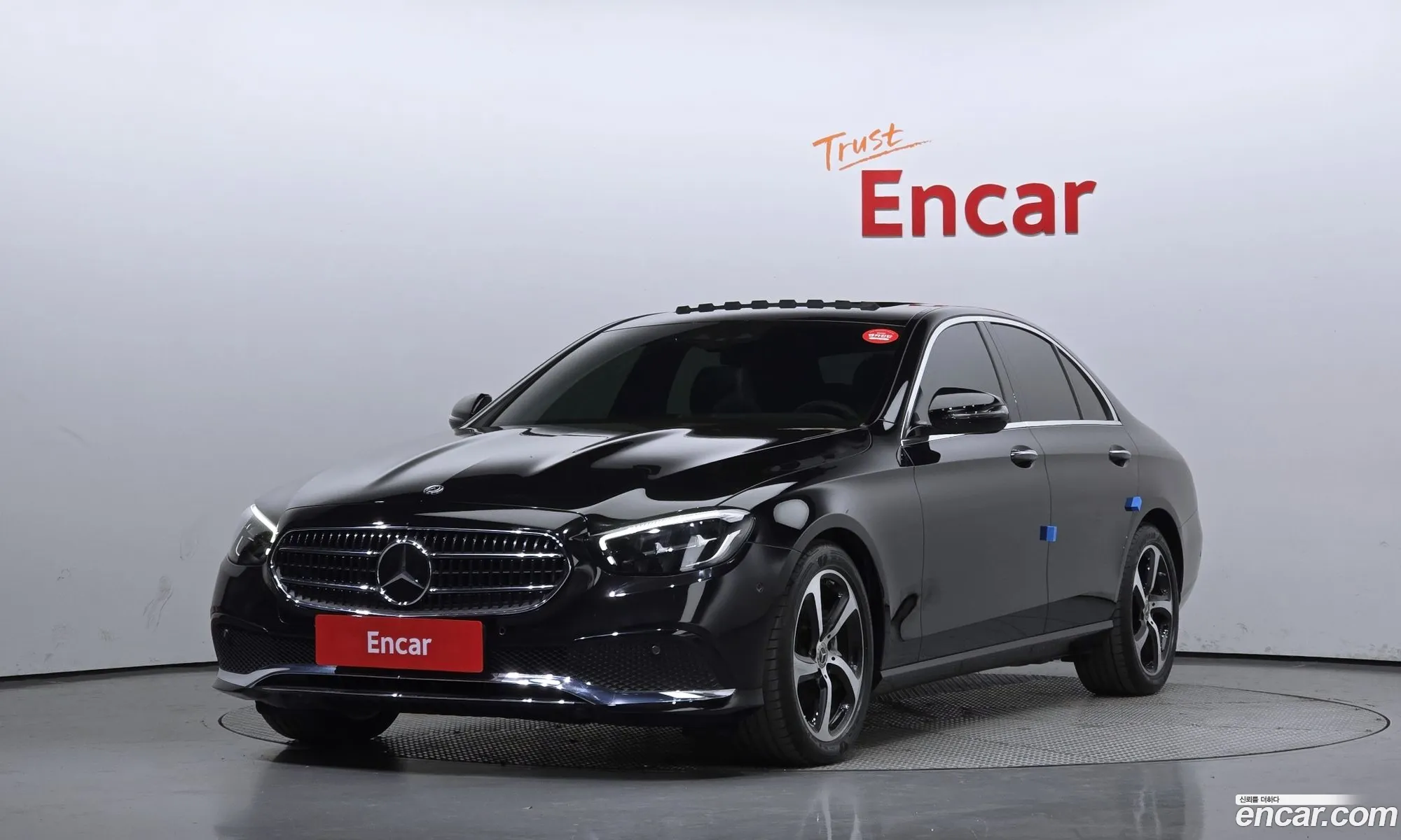 E-Class W213 E250 Avant-Garde - фотография 11095136