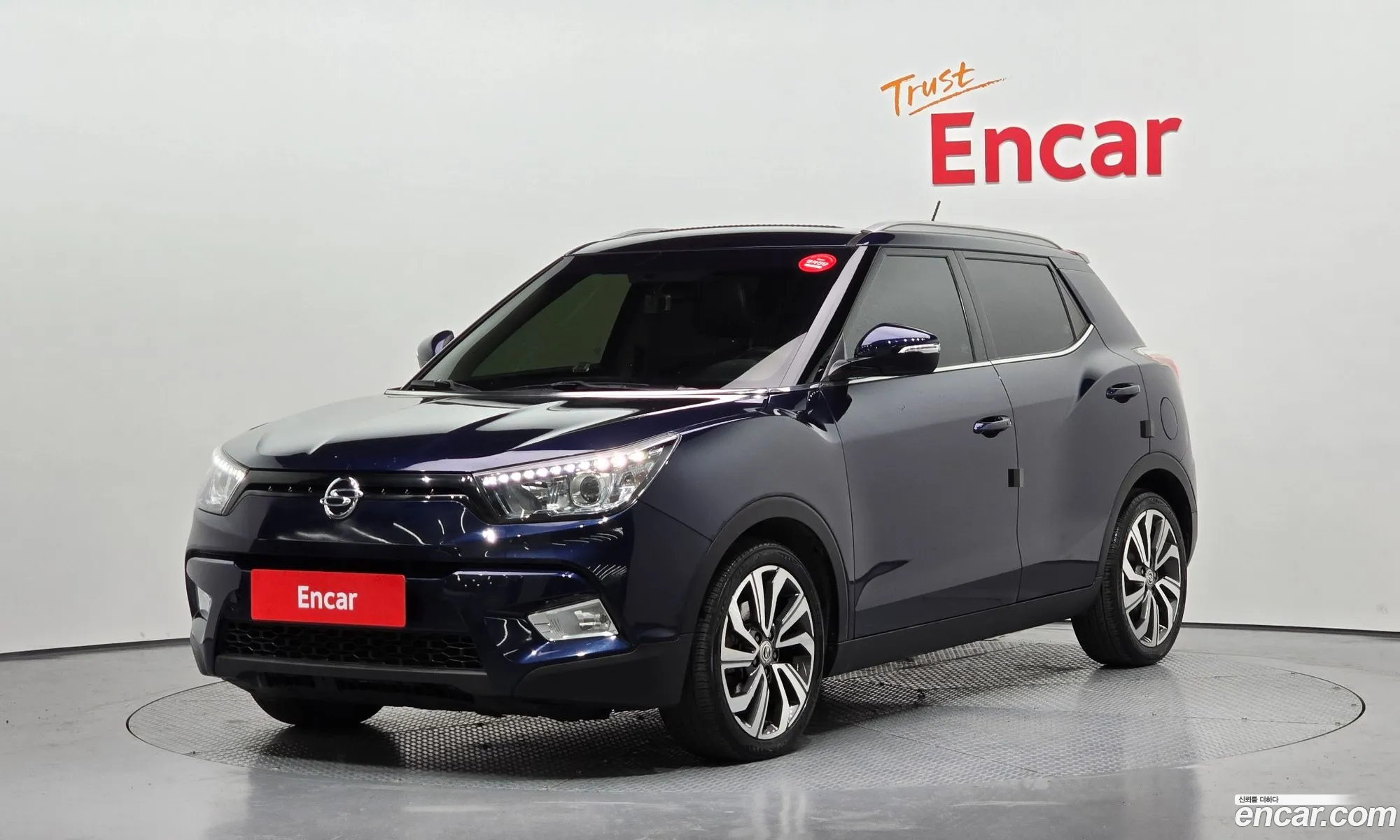 Tivoli Diesel Lx 2Wd - фотография 18752307