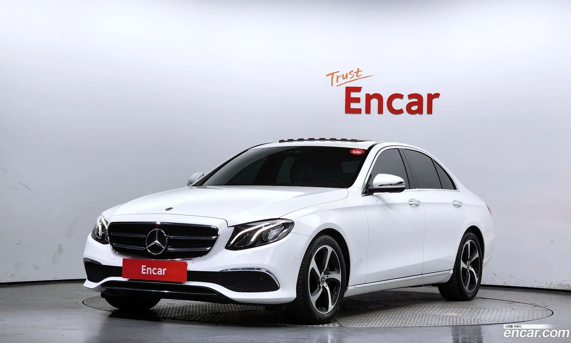 E-Class W213 E250 Avant-Garde - фотография 11284695
