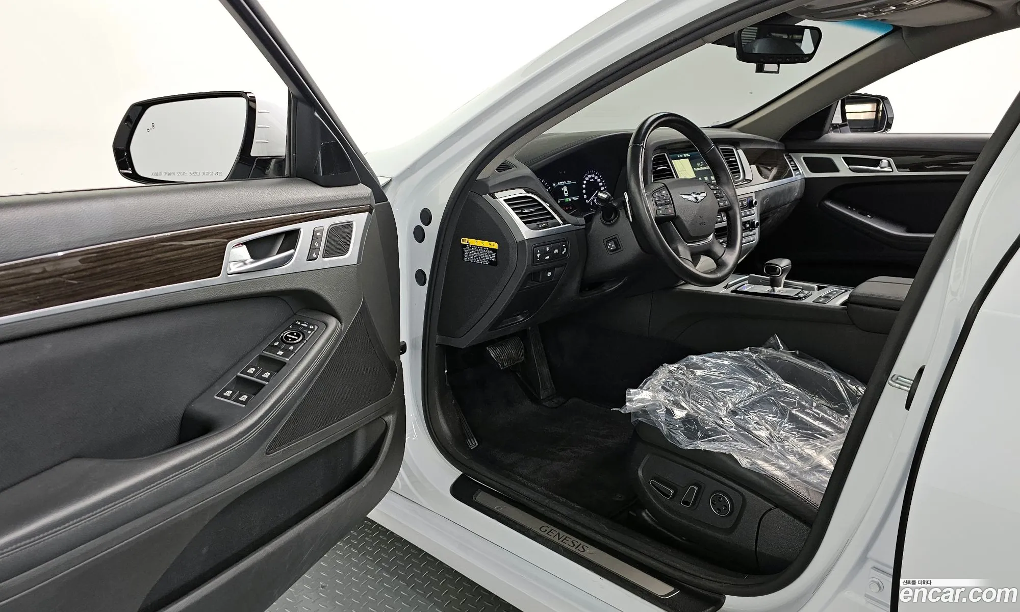 Korex Auto Trade - фотография 12649380