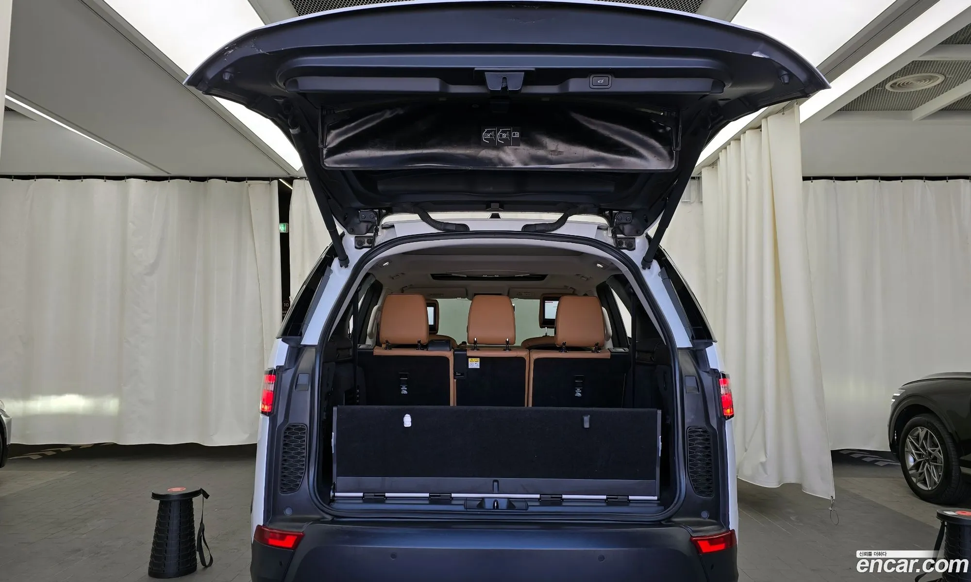 Discovery 5 30 Sd6 Hse Luxury - фотография 3529427