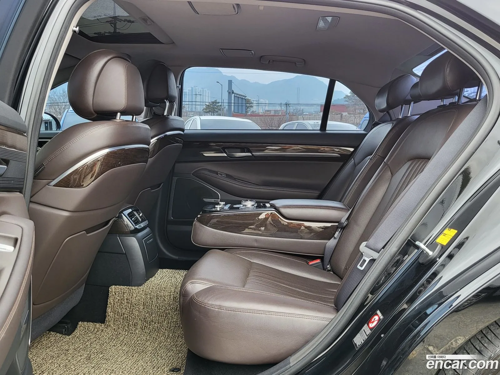 Eq900 38 Gdi Awd Premium Luxury - фотография 12639222
