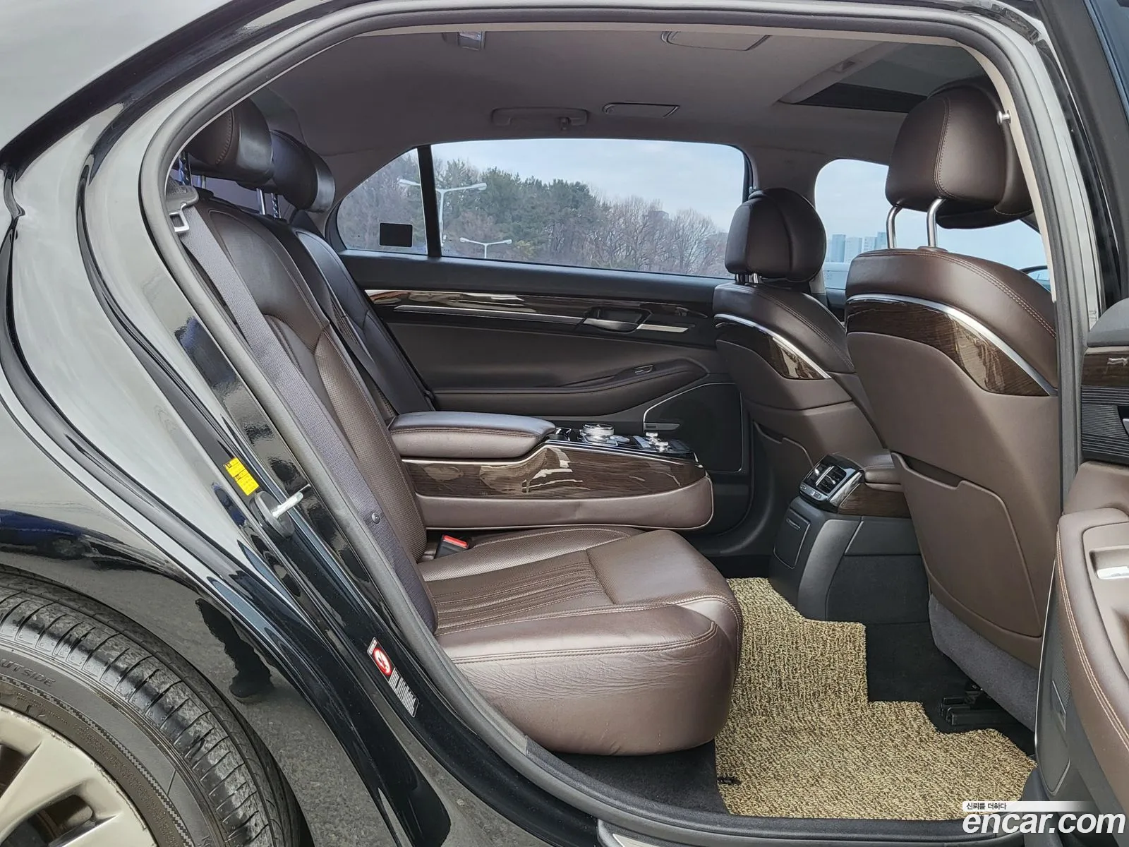 Eq900 38 Gdi Awd Premium Luxury - фотография 12639221