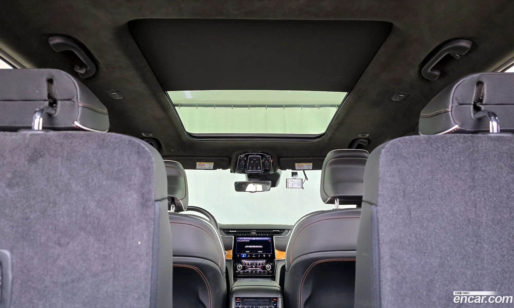 Grand Cherokee Wl L 36 Summit Reserve - фотография 3514349