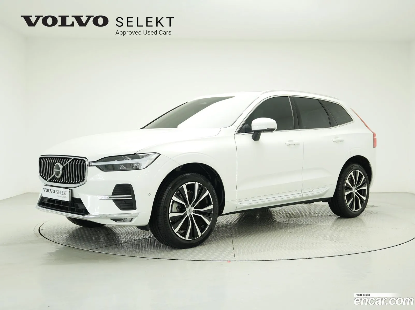 Xc60 2Nd Generation B6 Ultimate Bright - фотография 3817280