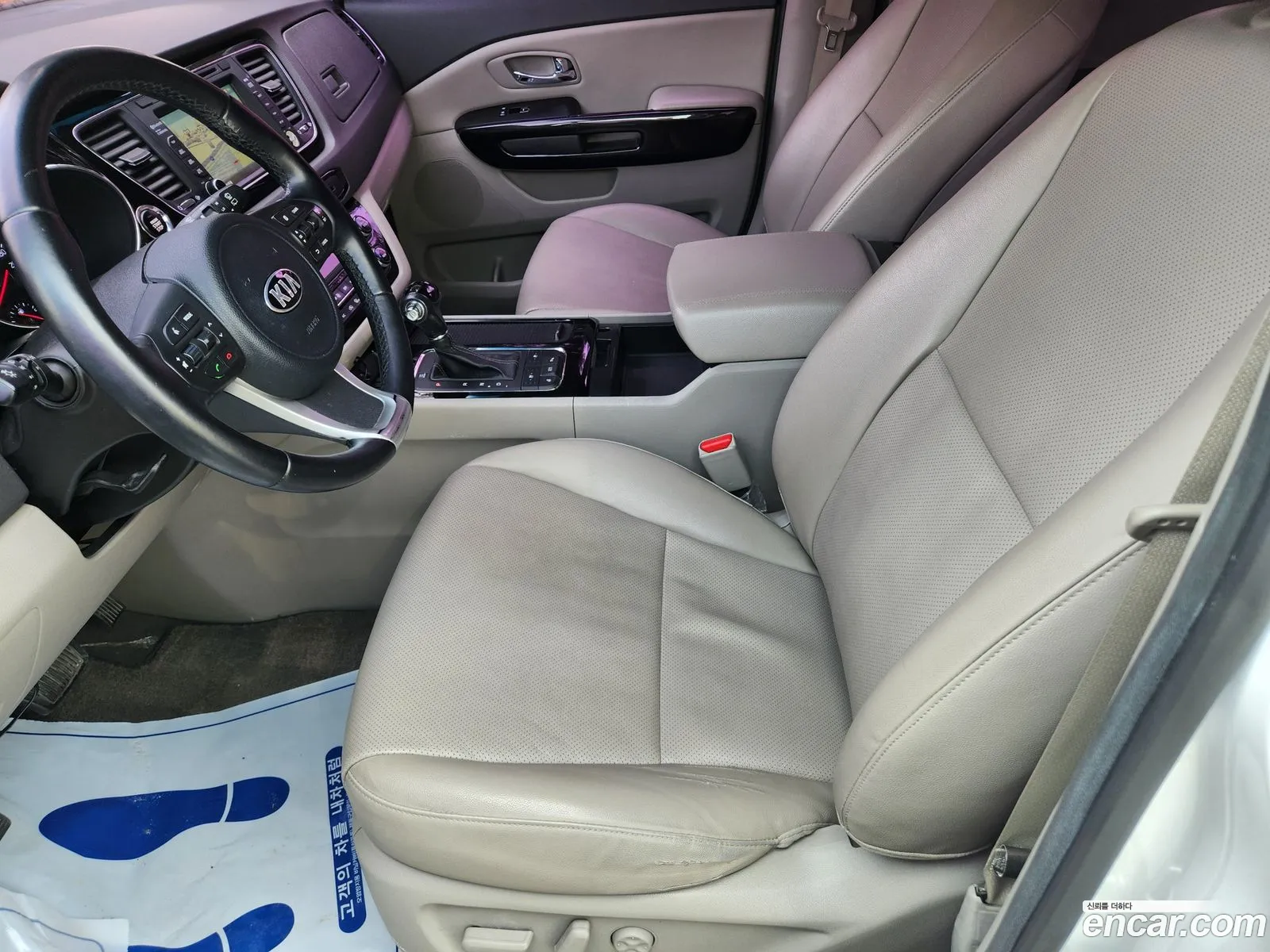 All New Carnival 9 -Seater Prestige - фотография 12406967