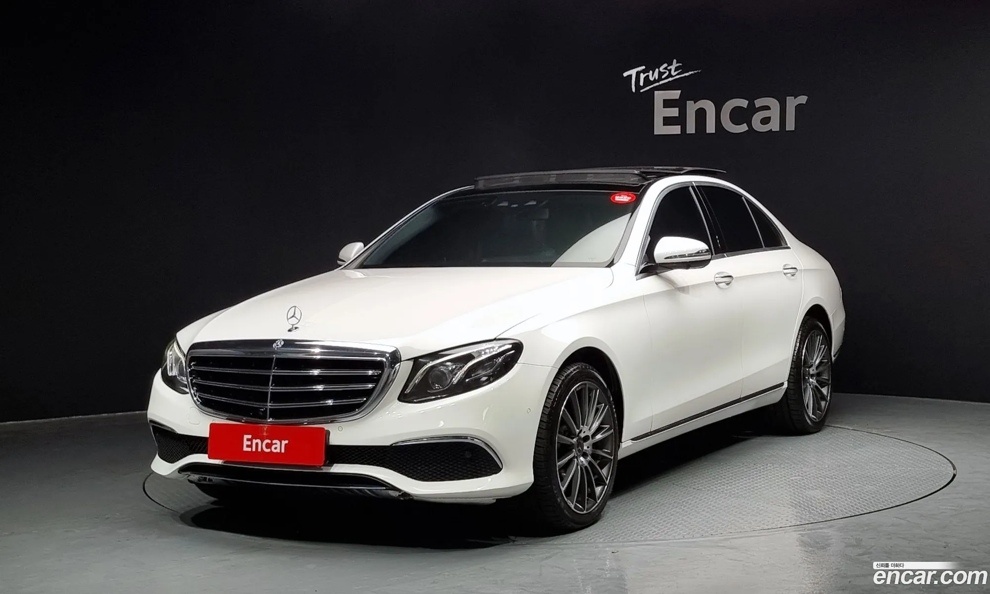 E-Class W213 E300 4Matic Exclusive - фотография 11063111
