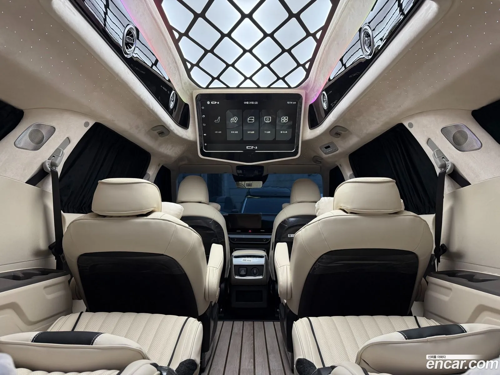 The New Carnival 4Th Generation Gasoline 9 -Seater High Rimmujin Special Company - фотография 12401021