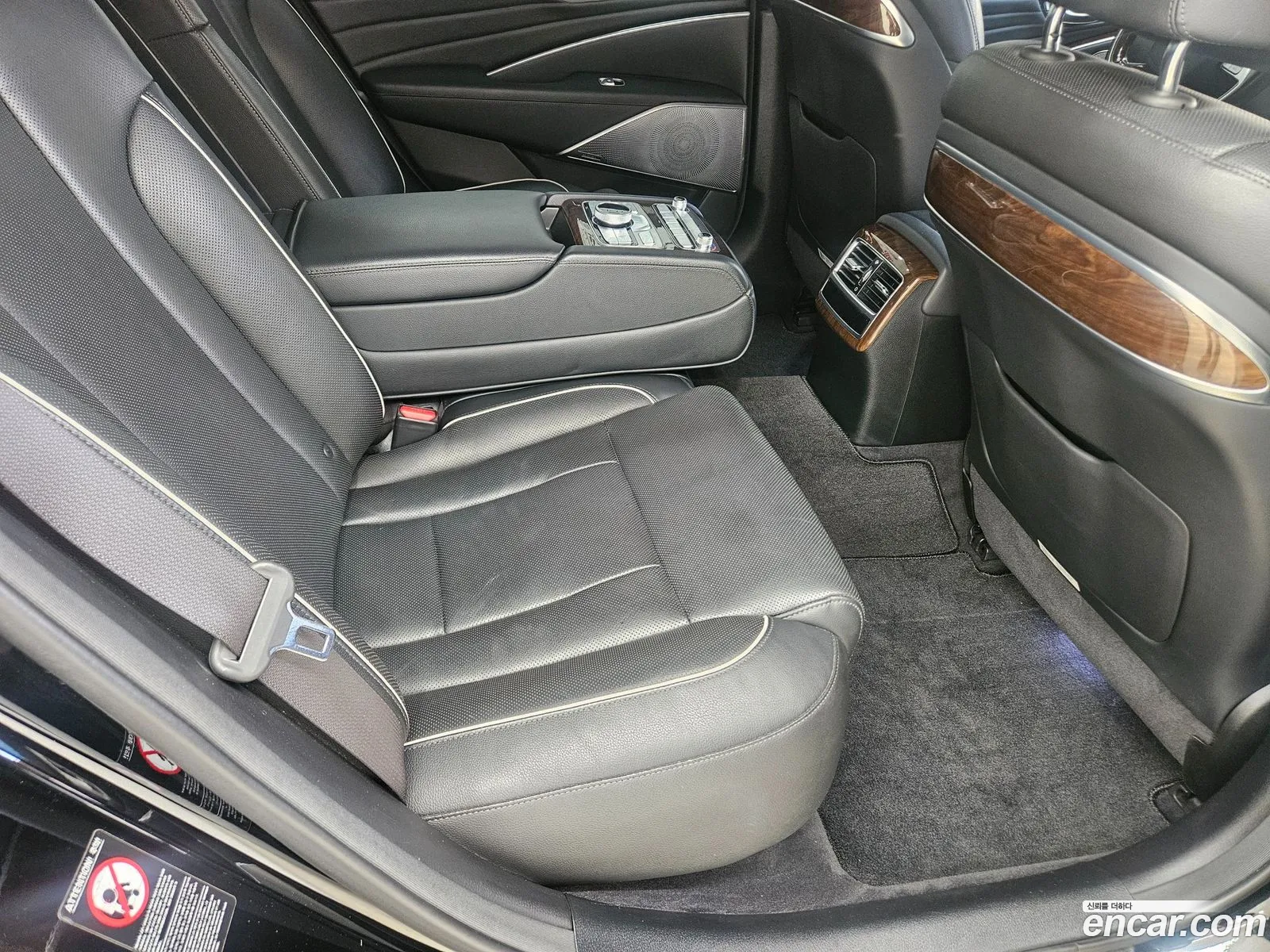 The K9 38 Gdi Awd Platinum Ii - фотография 12428733