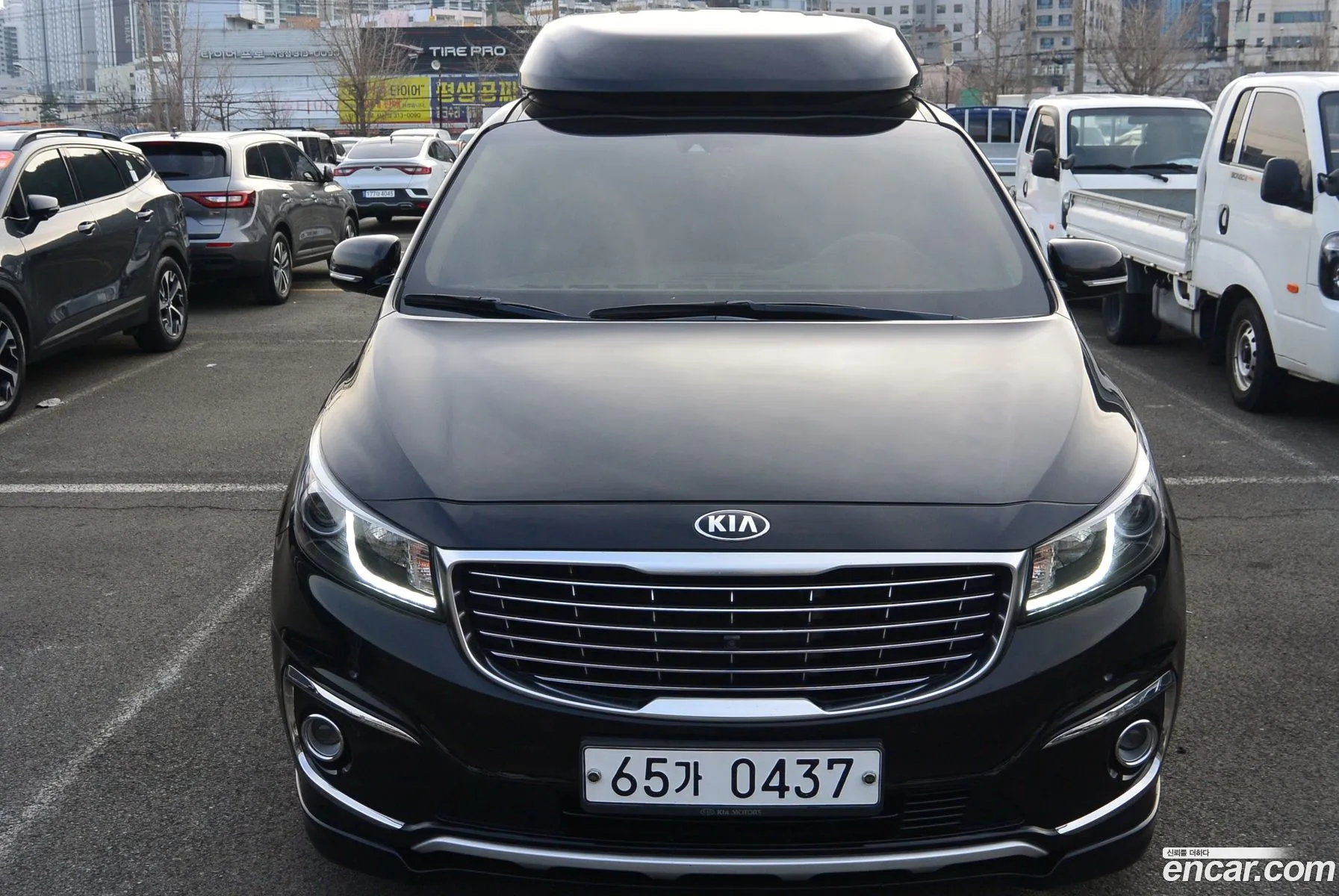 All -New Carnival 9 -Seater High Limousine Noblesse - фотография 12511630