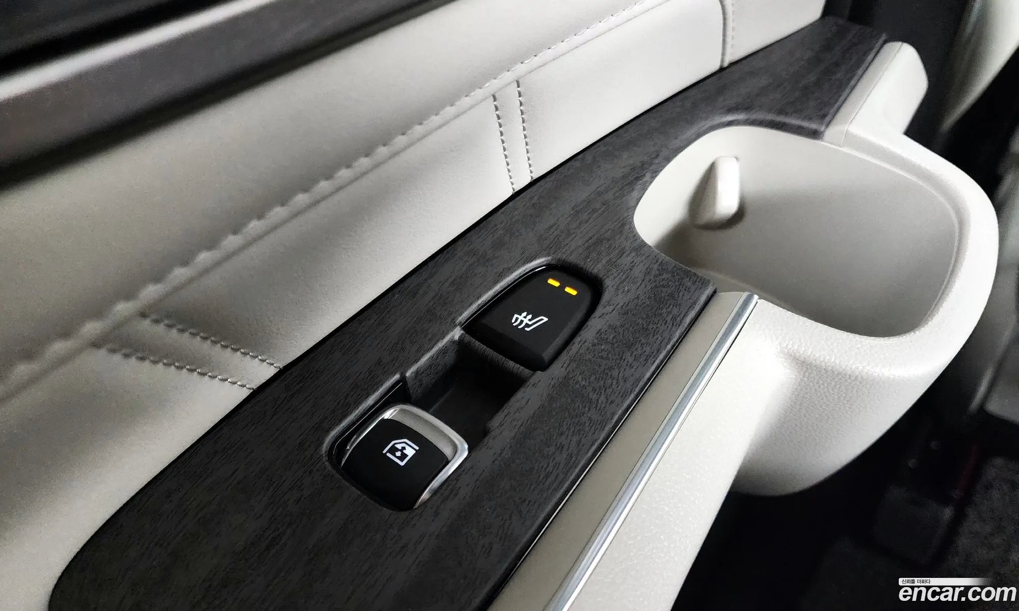 Sorento 4Th Generation Hev 16 2Wd Signature - фотография 12404493