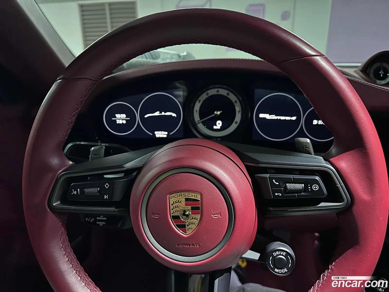 911 992 Carrera 4 Cabriolet - фотография 3895062