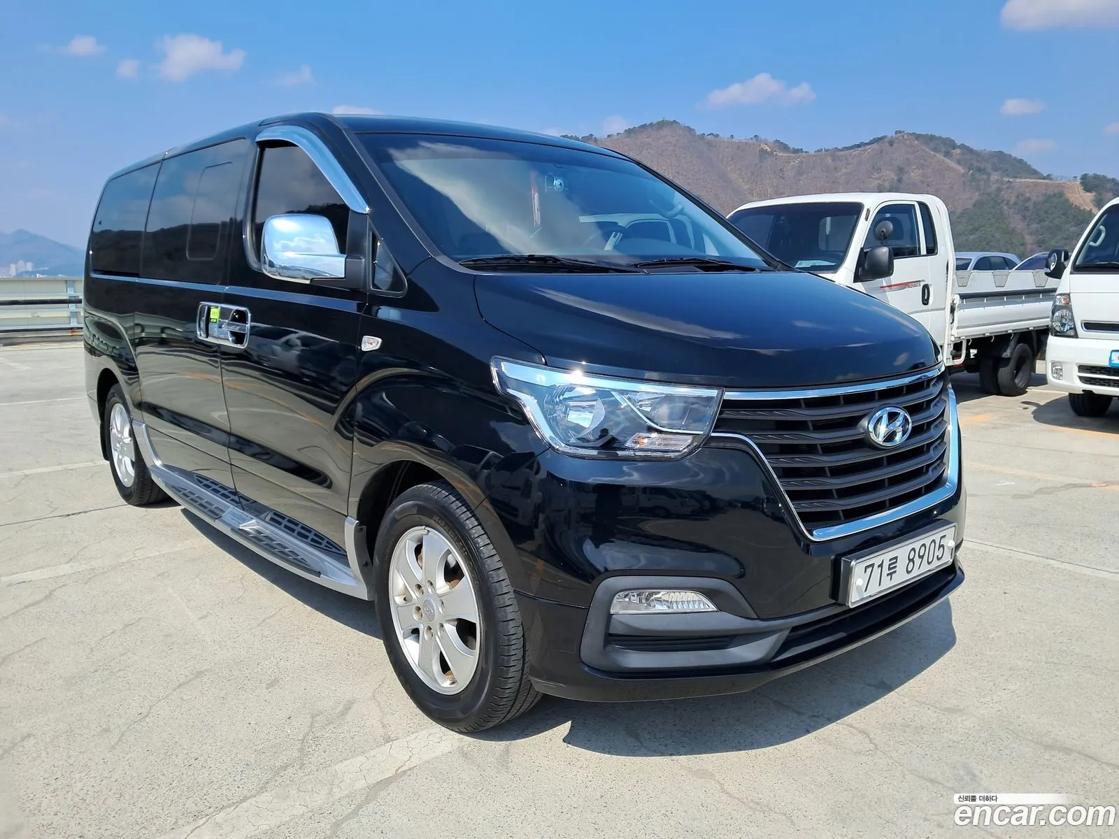 The New Grand Starex Wagon 11 -Seater Smart - фотография 14795899