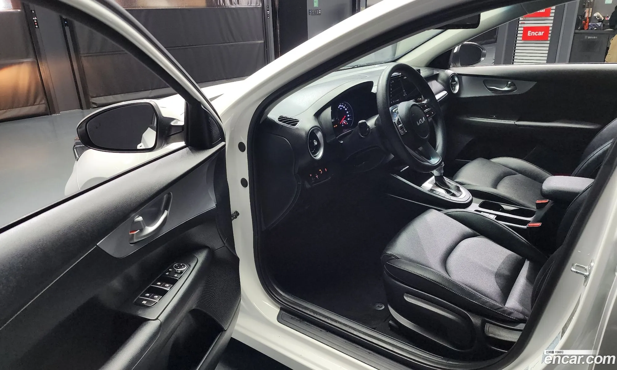 Korex Auto Trade - фотография 12669752