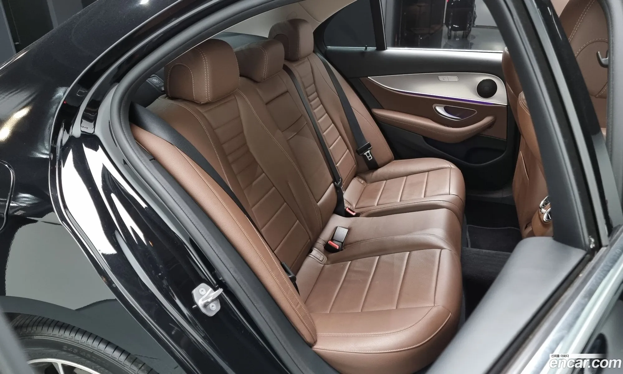 E-Class W213 E200 Avant-Garde - фотография 11188564