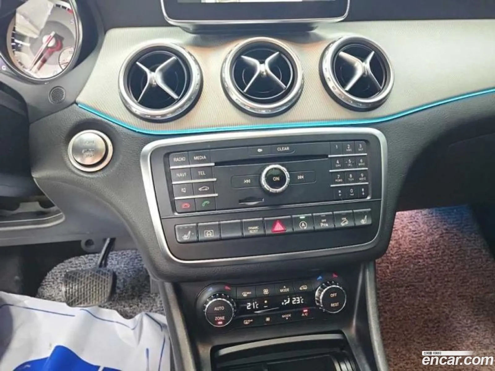 Gla-Class X156 Gla200 D 4Matic - фотография 11834446