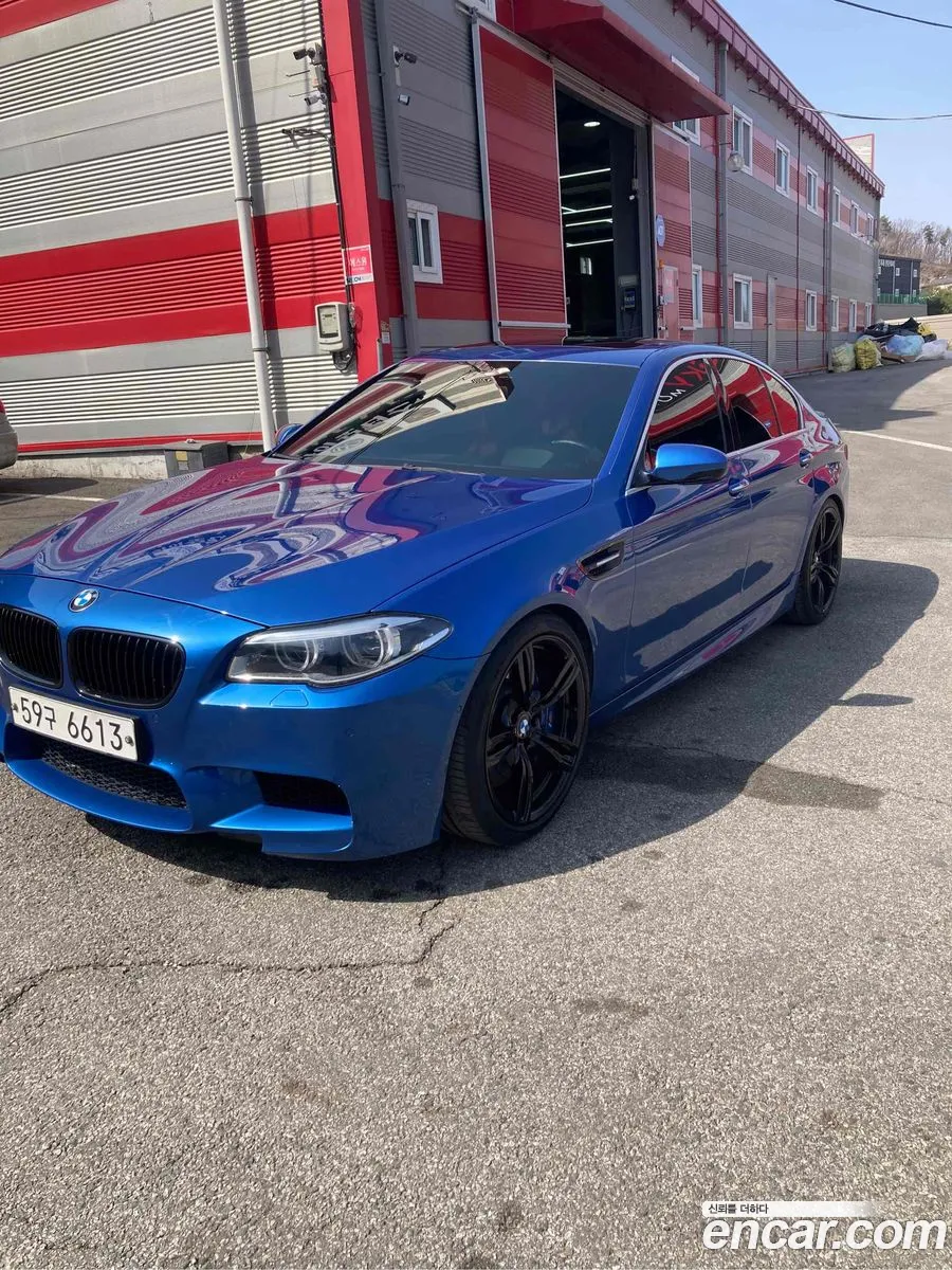 M5 F10 M5 Sedan - фотография 160108