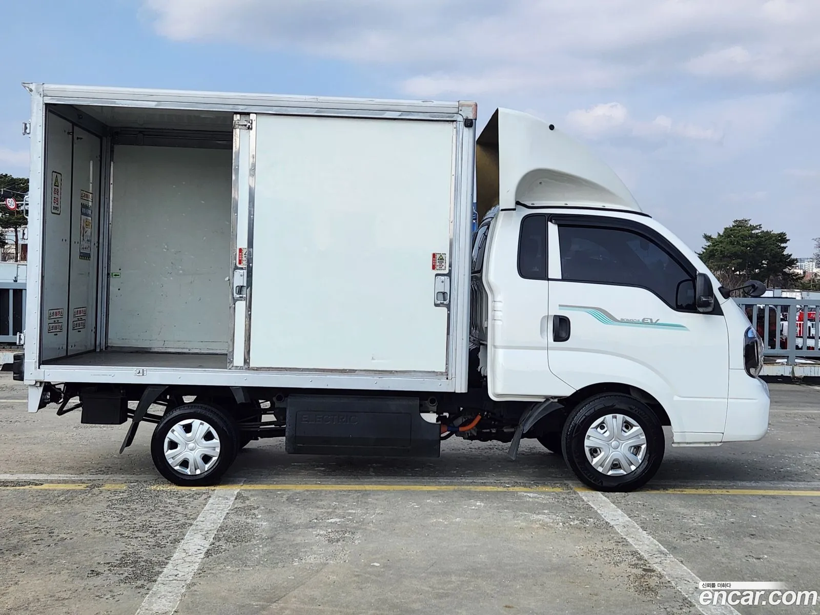 Korex Auto Trade - фотография 12649095