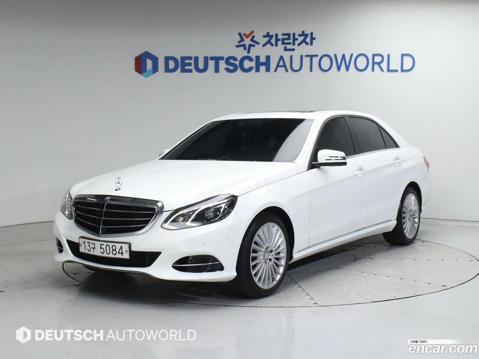 E-Class W212 E300 Elegance - фотография 11361335