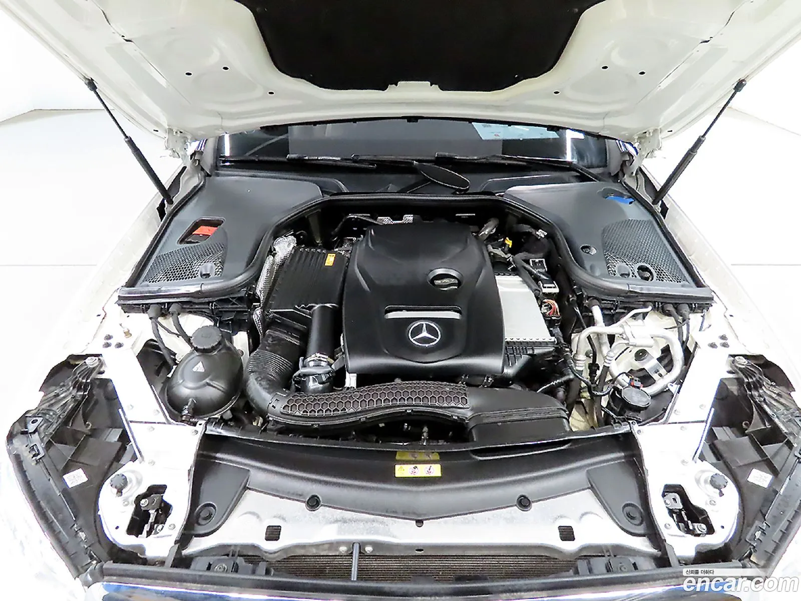 E-Class W213 E300 4Matic Exclusive - фотография 11899949