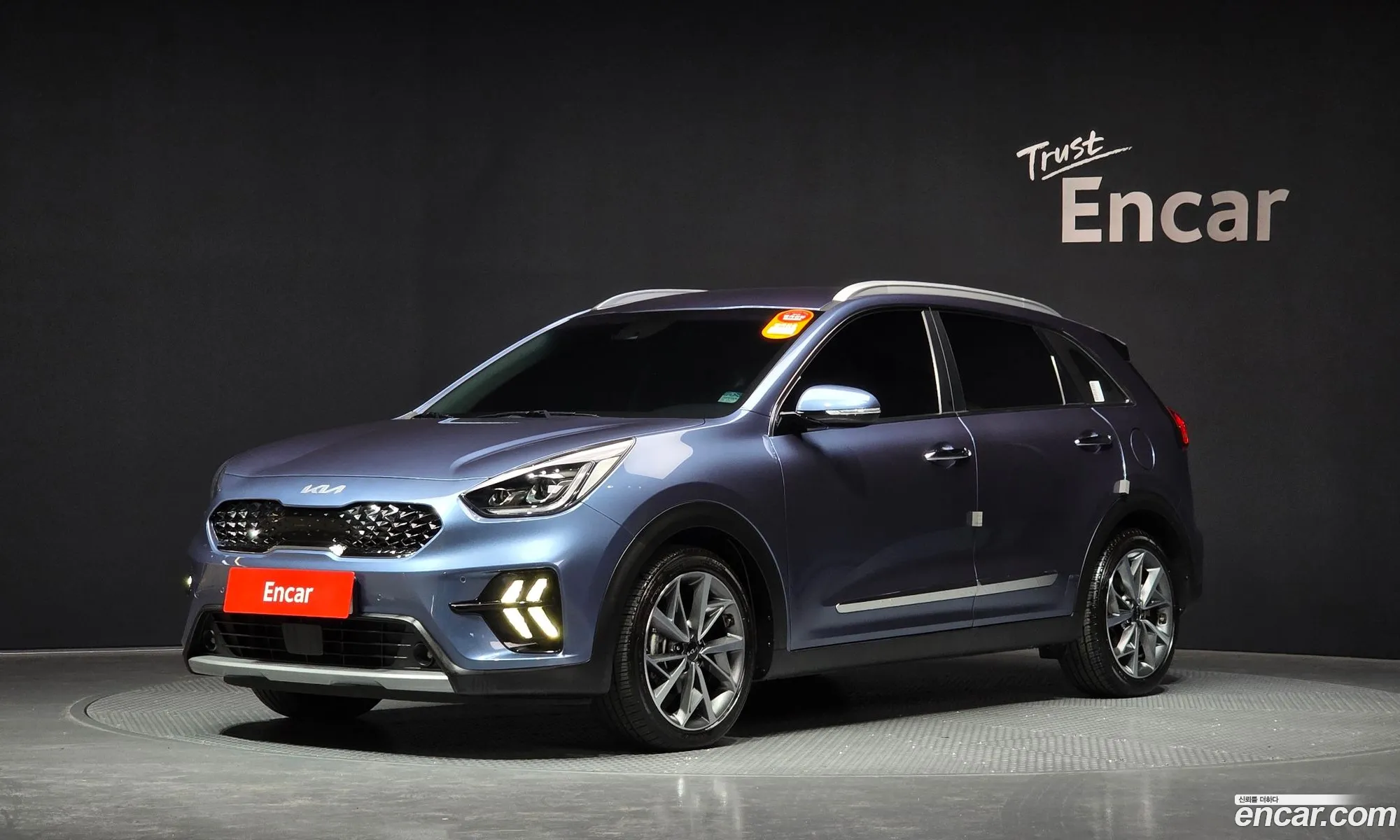 The New Niro 16 Hev Signature - фотография 12403755