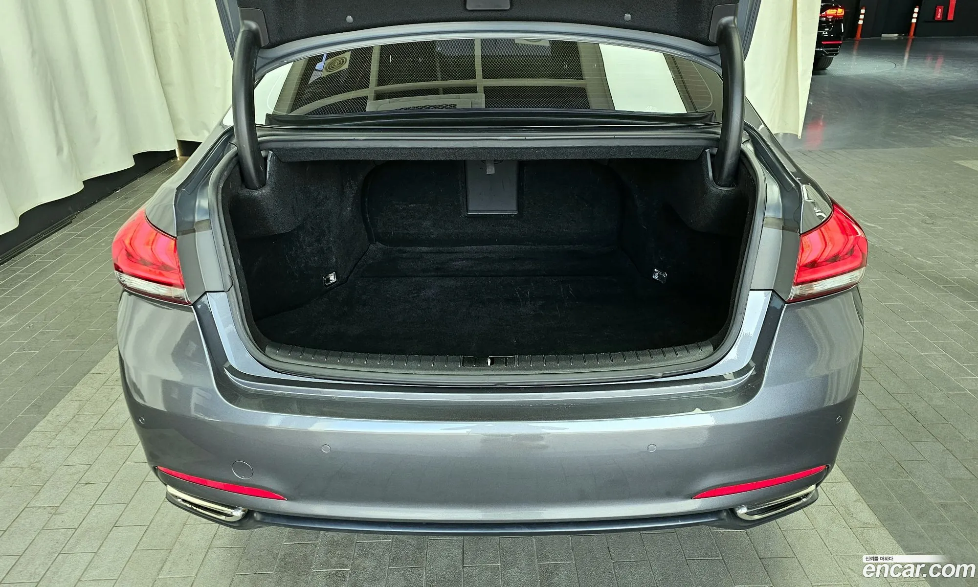 Genesis Dh G330 Premium Awd - фотография 15559694