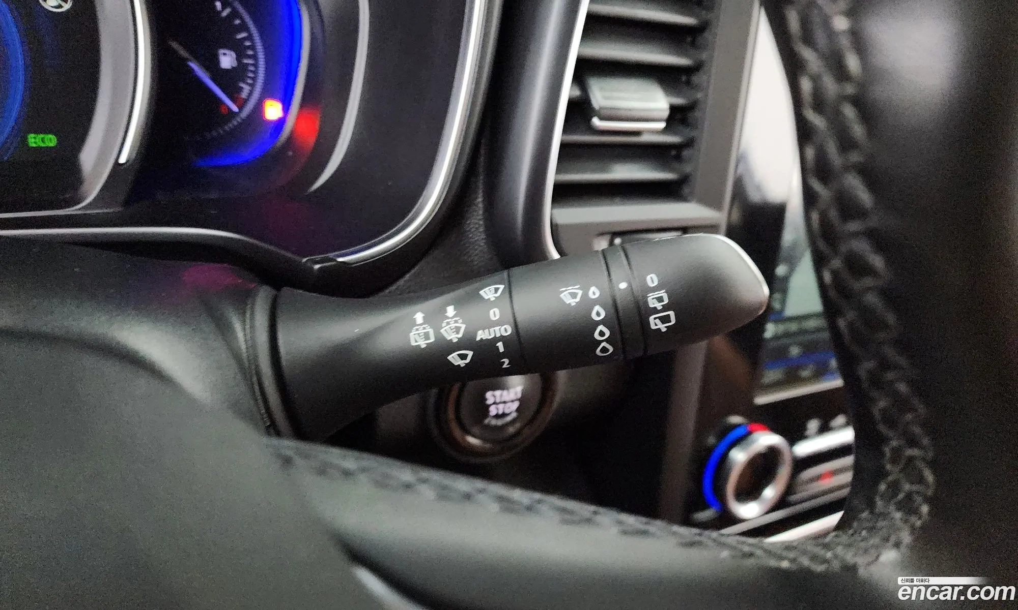 The New Qm6 20 Lpe Re Signature 2Wd - фотография 1708443