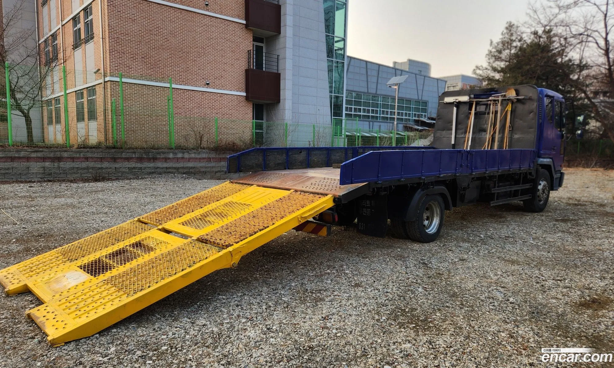 Nobus Medium Truck Self Loader 45 Ton Royal - фотография 3508135