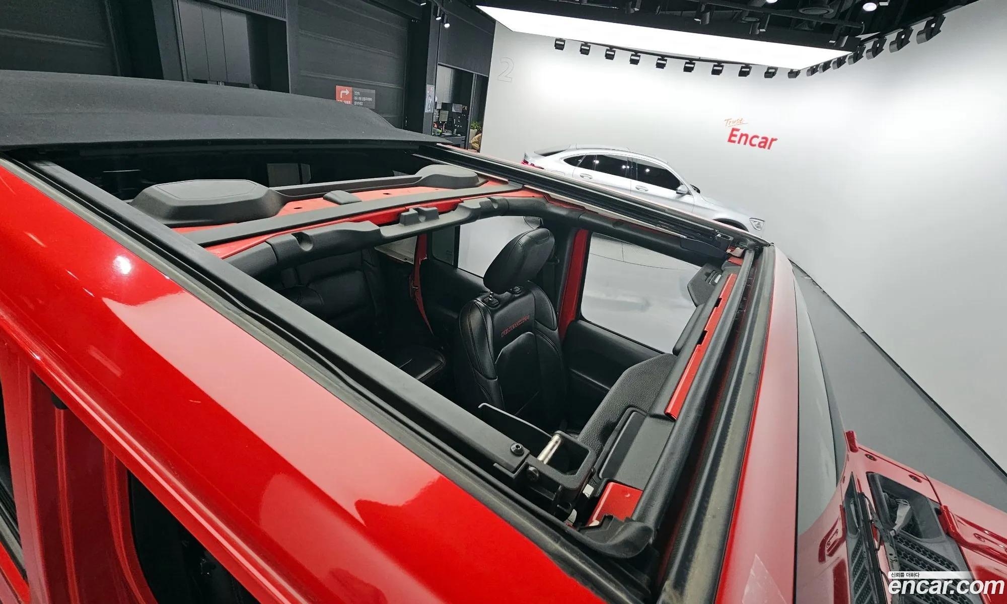 Wrangler Jl 20 Rubicon Power Top 4 Door - фотография 3738508