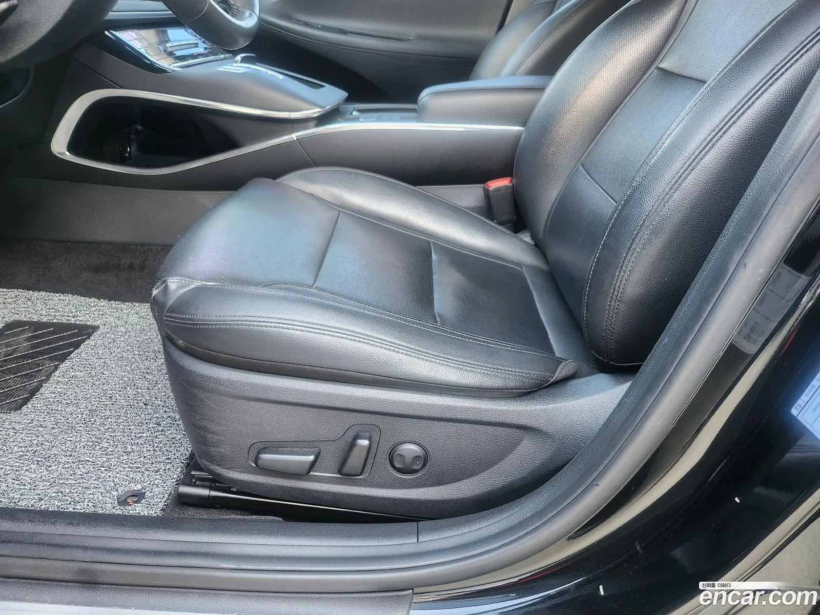 The New Grandeur Ig 30 Lpi Rent -A -Car Modern - фотография 1705500