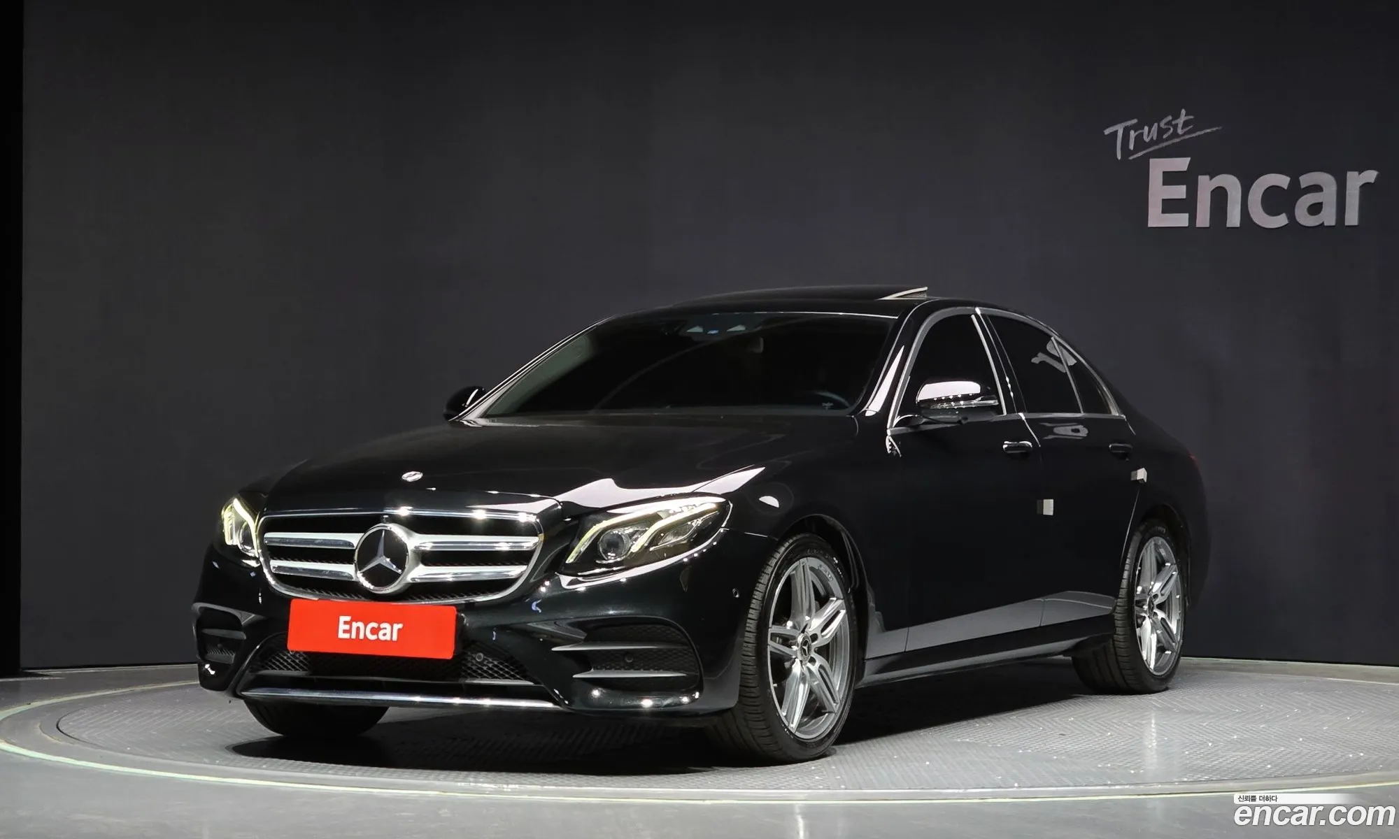 E-Class W213 E300 4Matic Amg Line - фотография 11805872