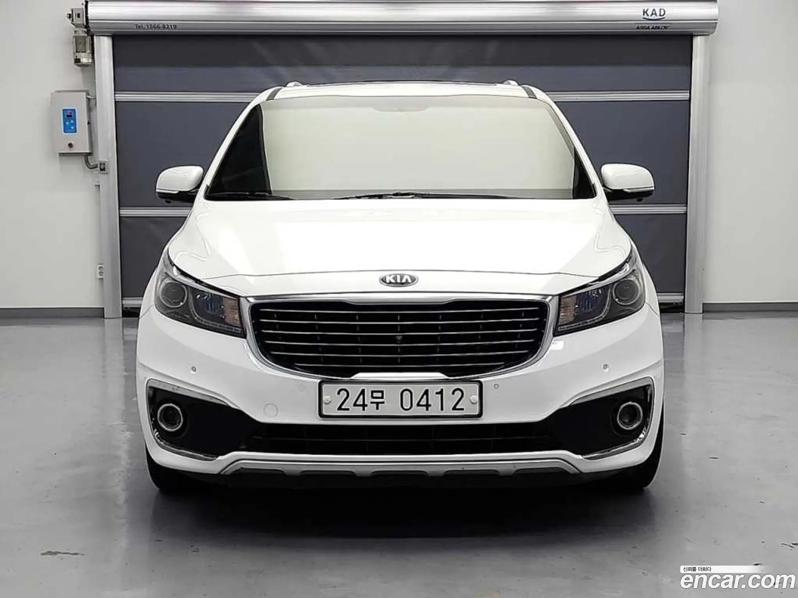 All New Carnival 9 -Seater Prestige - фотография 11767903