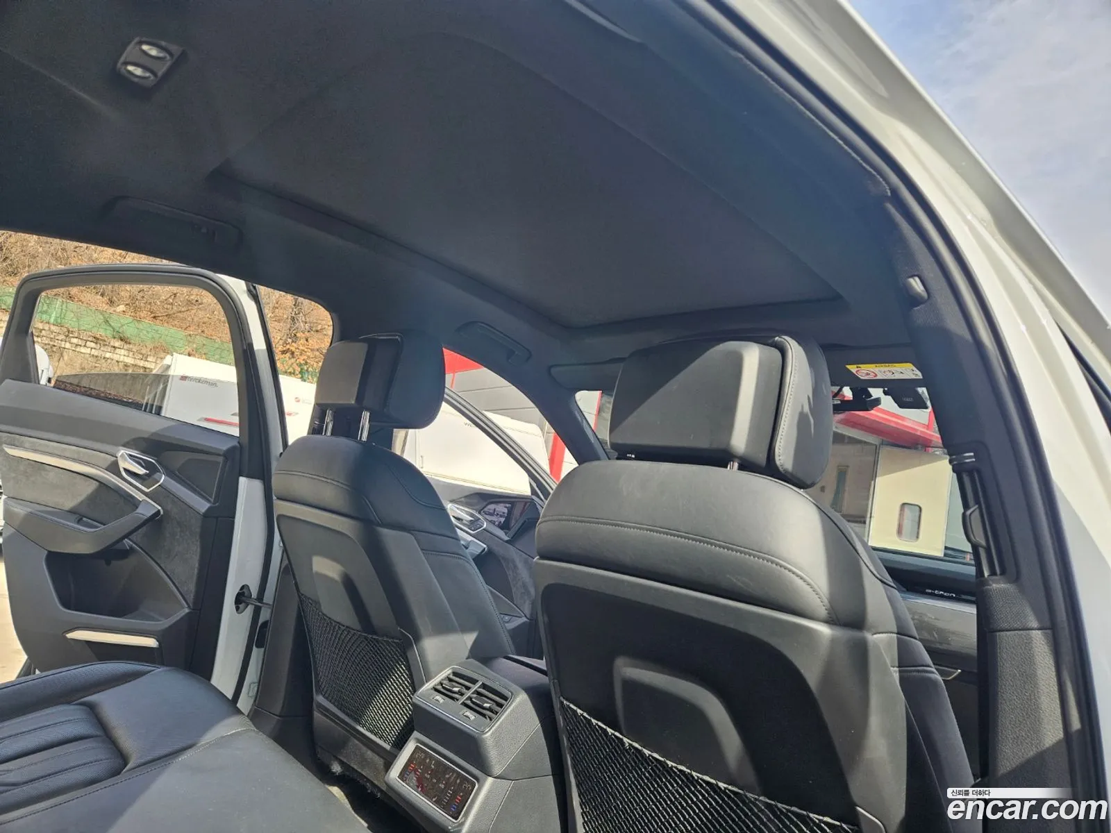 E-Tron 55 Quattro Sportback - фотография 4589846