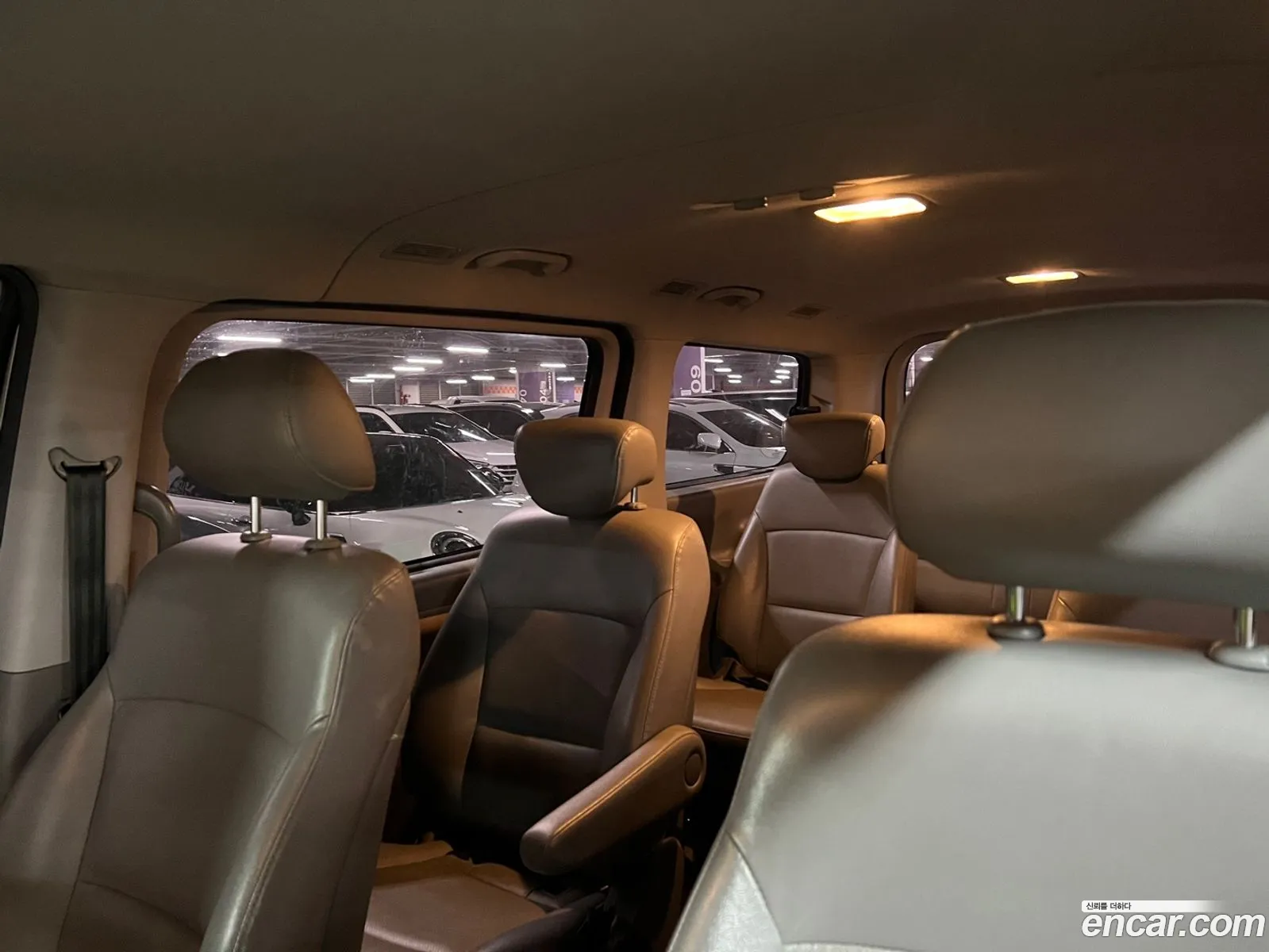 Grand Starex 12 -Seater Wagon Cvx Luxury - фотография 1722906