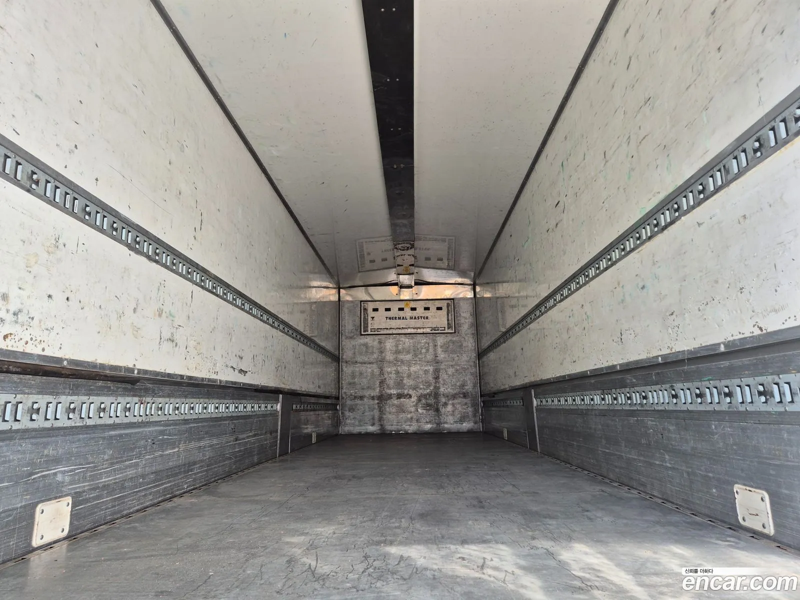 Mega Truck Wing Body 75 Ton Wide Cap Gold - фотография 1697724