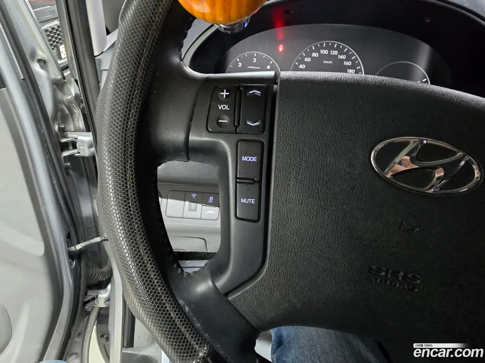 Hyundai Starex Van 5-Seater 2018 - фотография 20039015