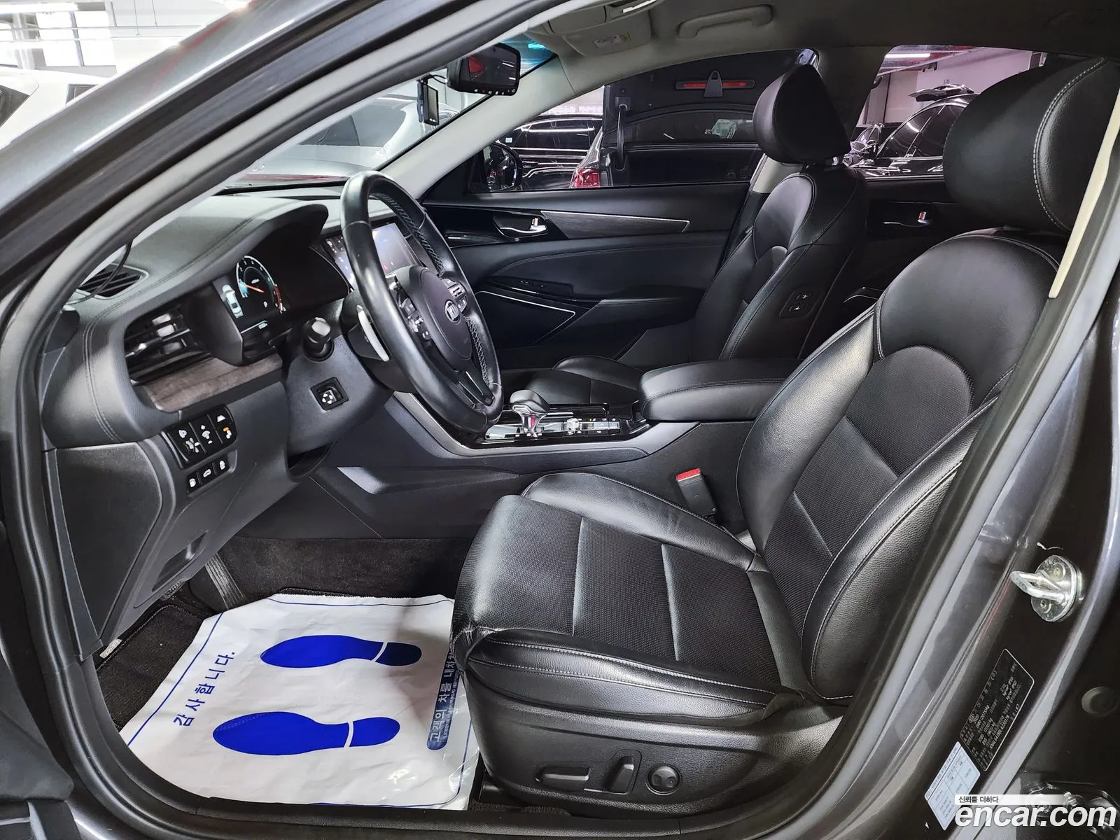 K7 Premier 30 Lpi Prestige Rent -A -Car - фотография 11267279