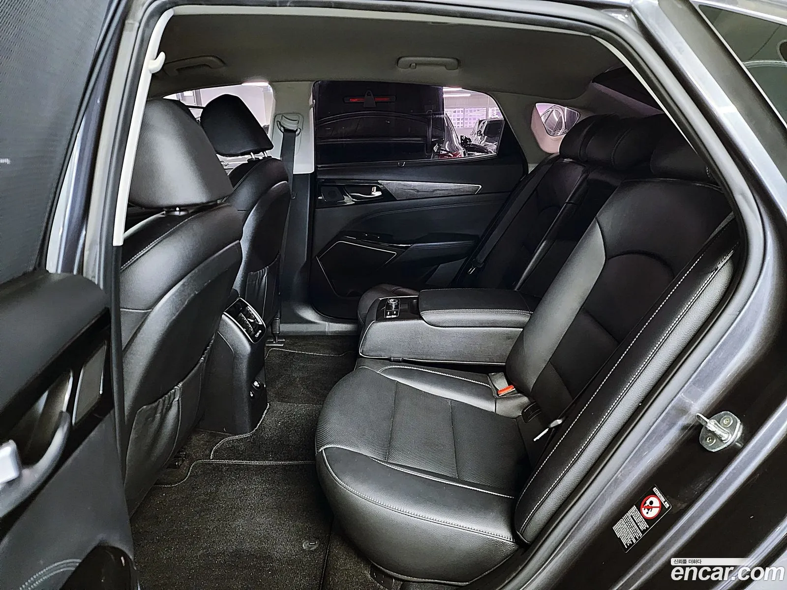 K7 Premier 30 Lpi Prestige Rent -A -Car - фотография 11267278