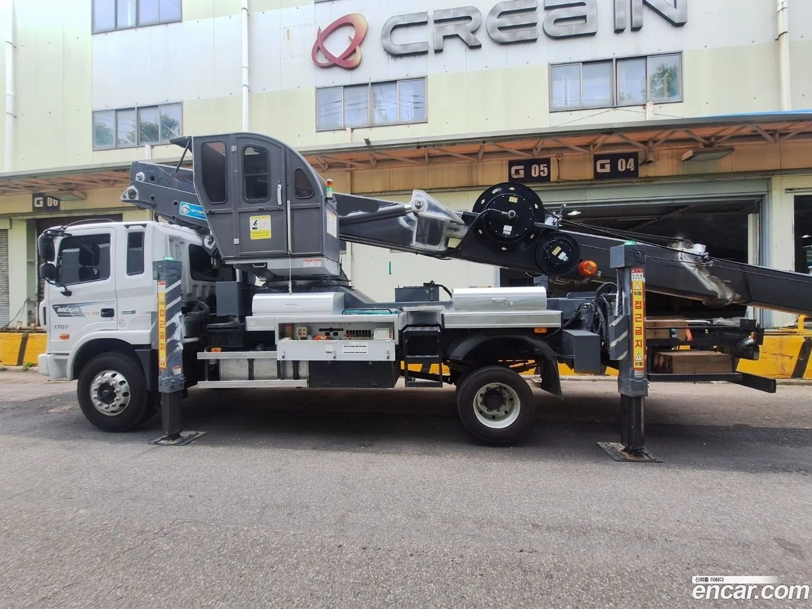 Mega Truck Listing Car Sacrament 5 Ton Gold - фотография 998597