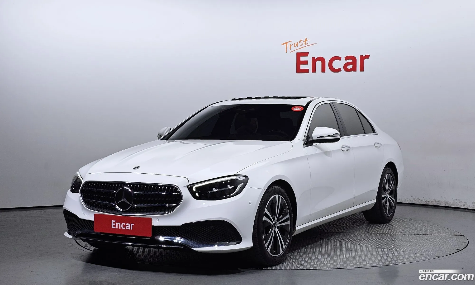 E-Class W213 E250 Avant-Garde - фотография 11035128