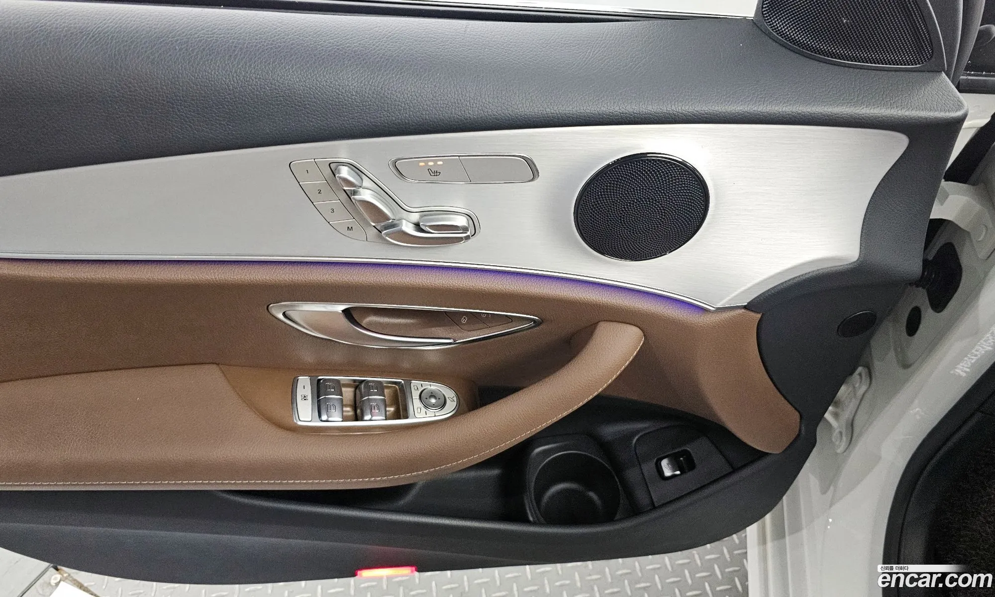 E-Class W213 E250 Avant-Garde - фотография 11035132