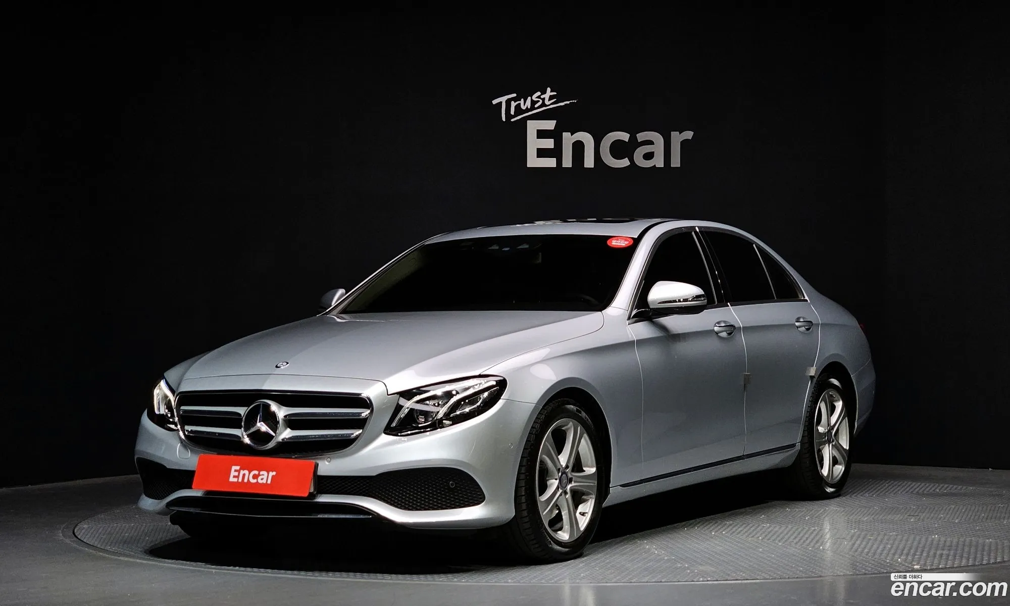 E-Class W213 E220D 4Matic Avant-Garde - фотография 11288637