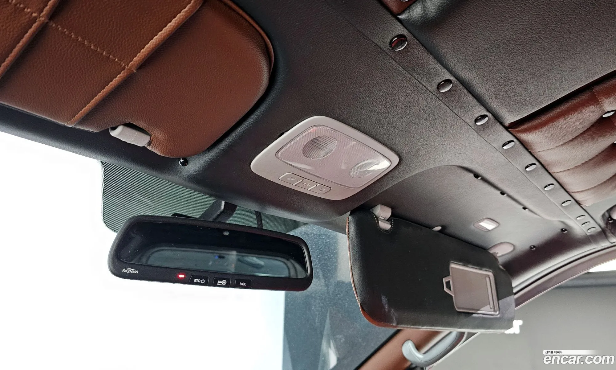 Grand Starex 5 -Seater Van Modern - фотография 948732