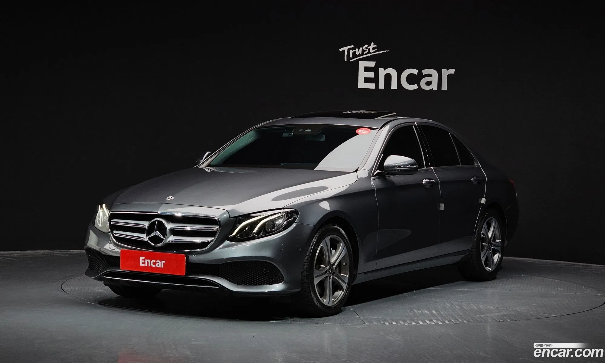 E-Class W213 E300 Avant-Garde - фотография 11150845